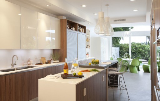 Kinh nghiệm lắp cửa kính đẹp cho phòng bếp