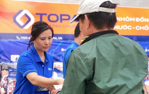 Cùng ADG hướng về miền Trung - Trao tặng người dân Hàm Ninh, Quảng Ninh, Quảng Bình